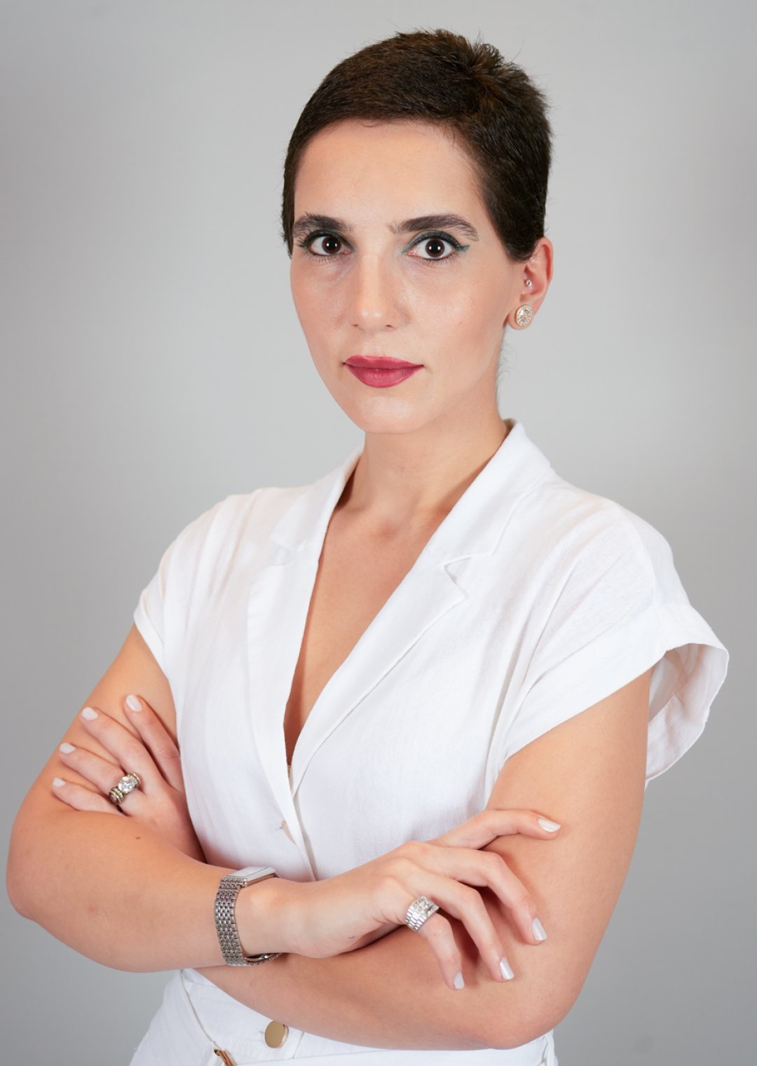 Studios701 Creative Media Solutions | Modeller & Oyuncular | Kadın | fereshte varaste GOLMOHAMADI