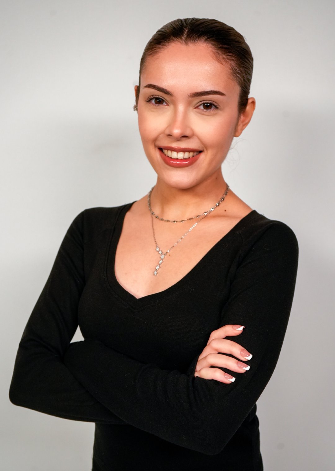 Studios701 Creative Media Solutions | Modeller & Oyuncular | Kadın | Nilay FER